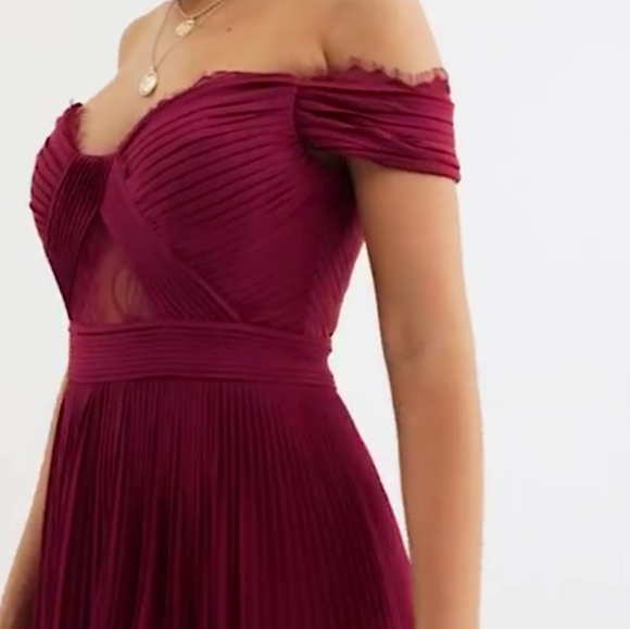 ASOS DESIGN | Formal Gown - Picture 2 of 16